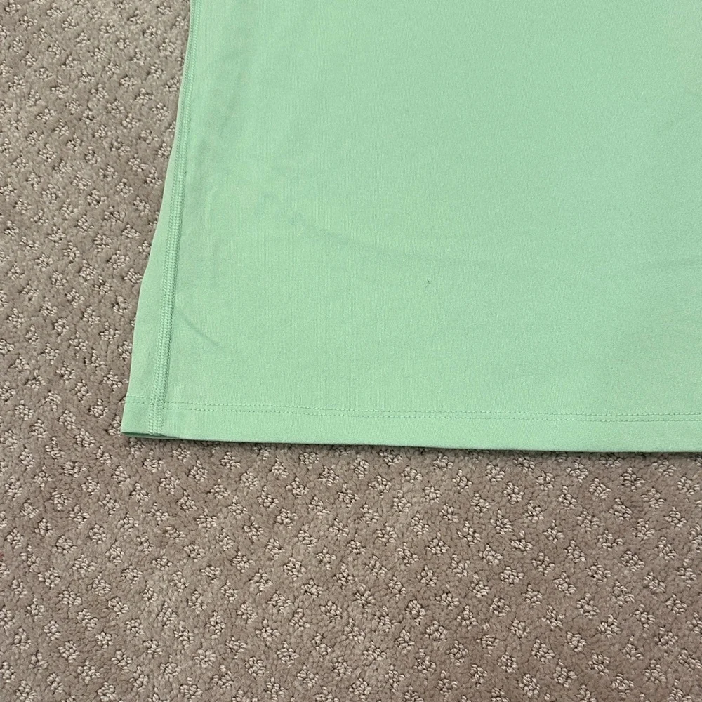 Nike light green
